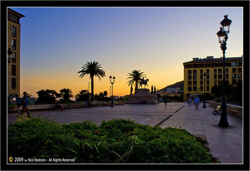 Corsica-Aiaccio-594-Large.jpg - Ajaccio - Ajacciu "Place De Gaulle"