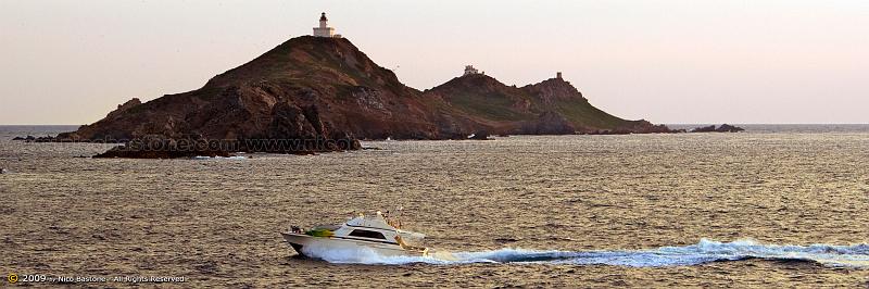 Corsica-Aiaccio-725-2100x700.jpg - Aiaccio - Ajacciu "Tramonto sulle Isole Sanguinarie"