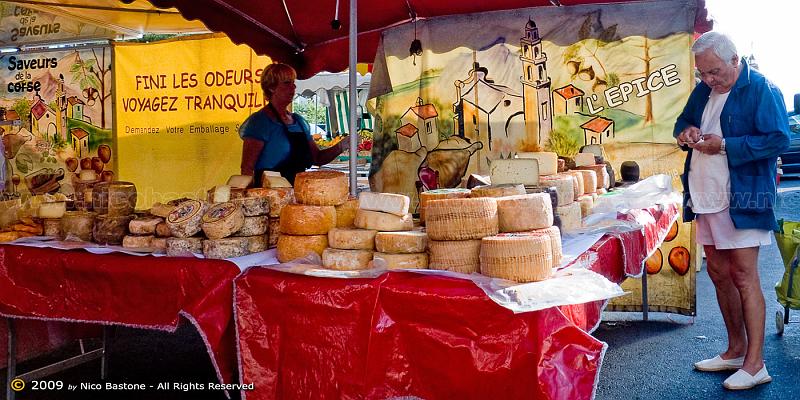 Corsica-Aiaccio-740-1400x700.jpg - Ajaccio - Ajacciu "Colori e profumi al mercato by Francesca Montano"