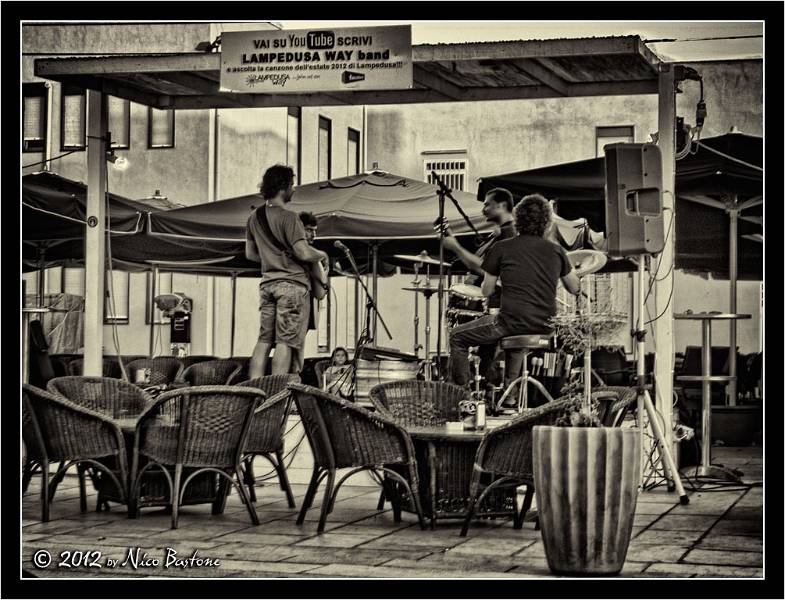 Lampedusa-1128-Large.jpg - Lampedusa "Via Roma"
