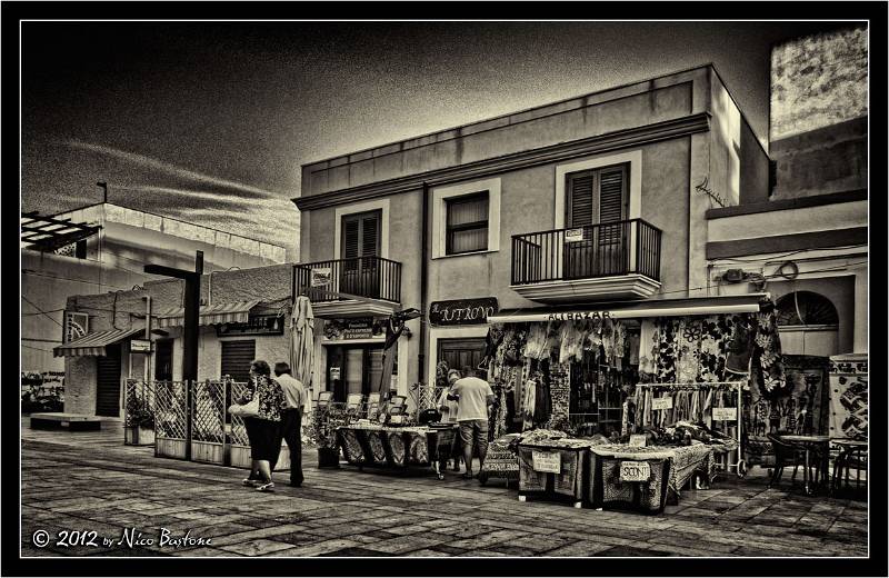 Lampedusa-1162-Large.jpg - Lampedusa "Via Roma"