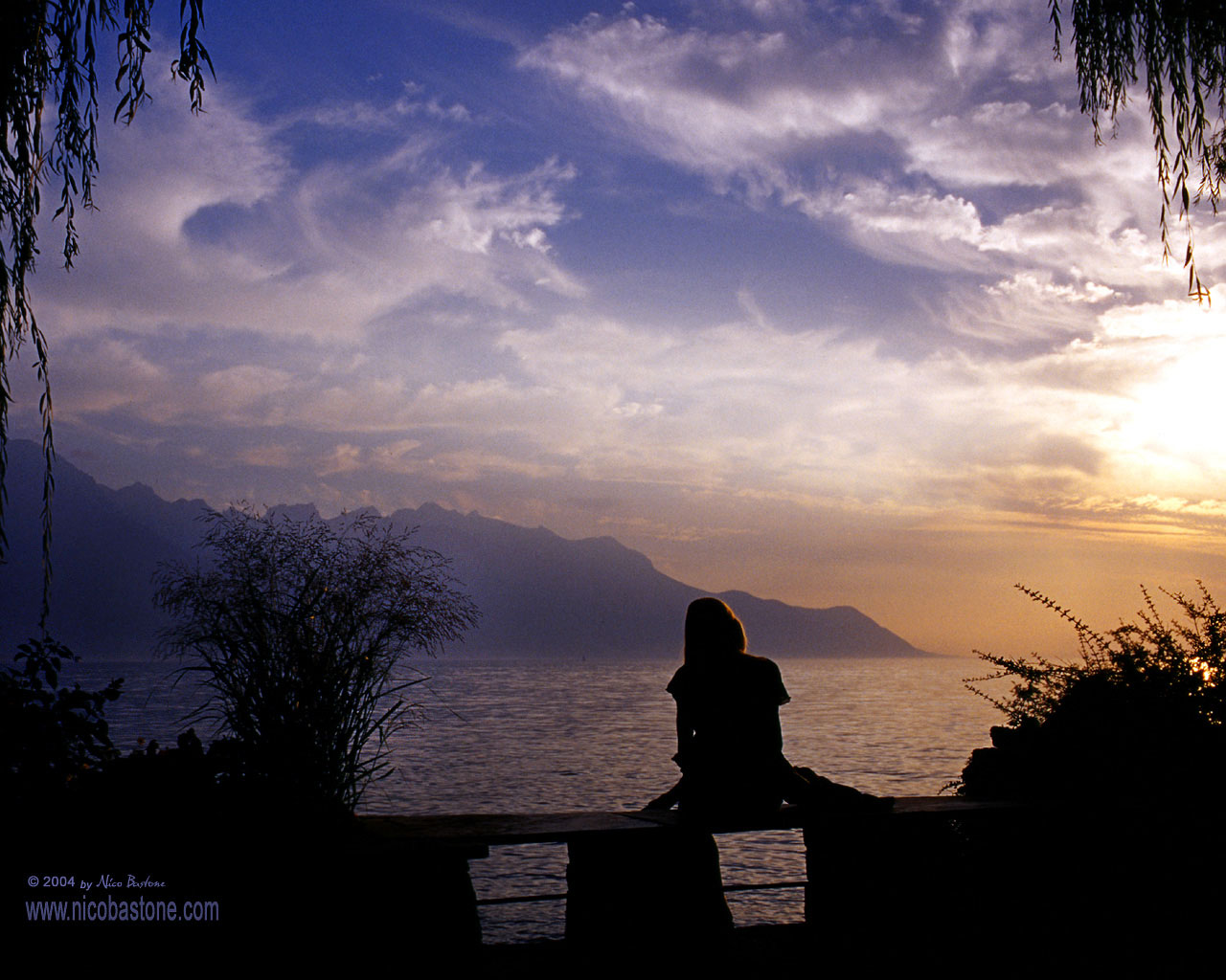 Montreux Wallpaper 1280x1024 - Copyright by Nico Bastone. All Rights Reserved