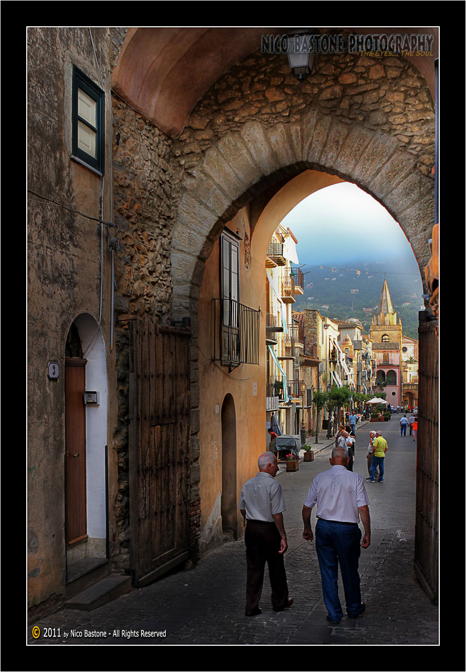 Castelbuono PA "Passeggiando per Via Sant'Anna - Walking in Sant'Anna Street"