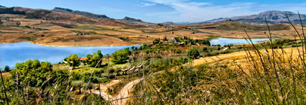 Lago di Prizzi PA "Panorama con lago - A large view with the lake" 2232x768