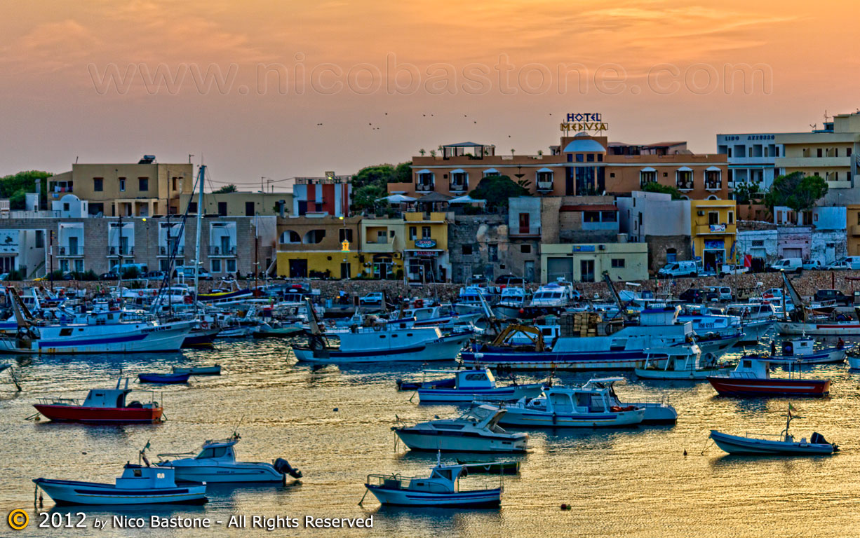 Lampedusa 04, Isole Pelagie "Tramonto con barche - Sunset with boats"