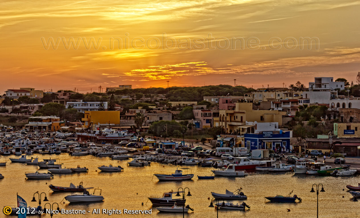 Lampedusa 05, Isole Pelagie "Tramonto con barche - Sunset with boats" 