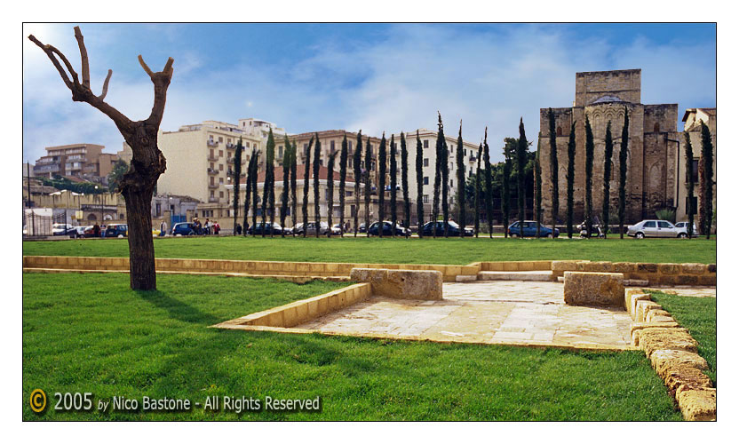 Palermo: Piazza Magione oggi - Magione Square today