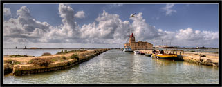 Mozia - Mothia, Motya, Marsala TP "Lo stagnone, le saline e i mulini a vento - The Saline (salt production) windmill" - Foto panoramica, Panoramic photo