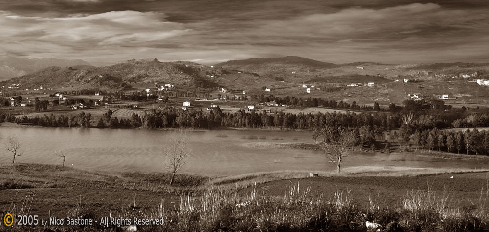 Piana degli Albanesi - Paesaggio in Seppia - Sepia landscape