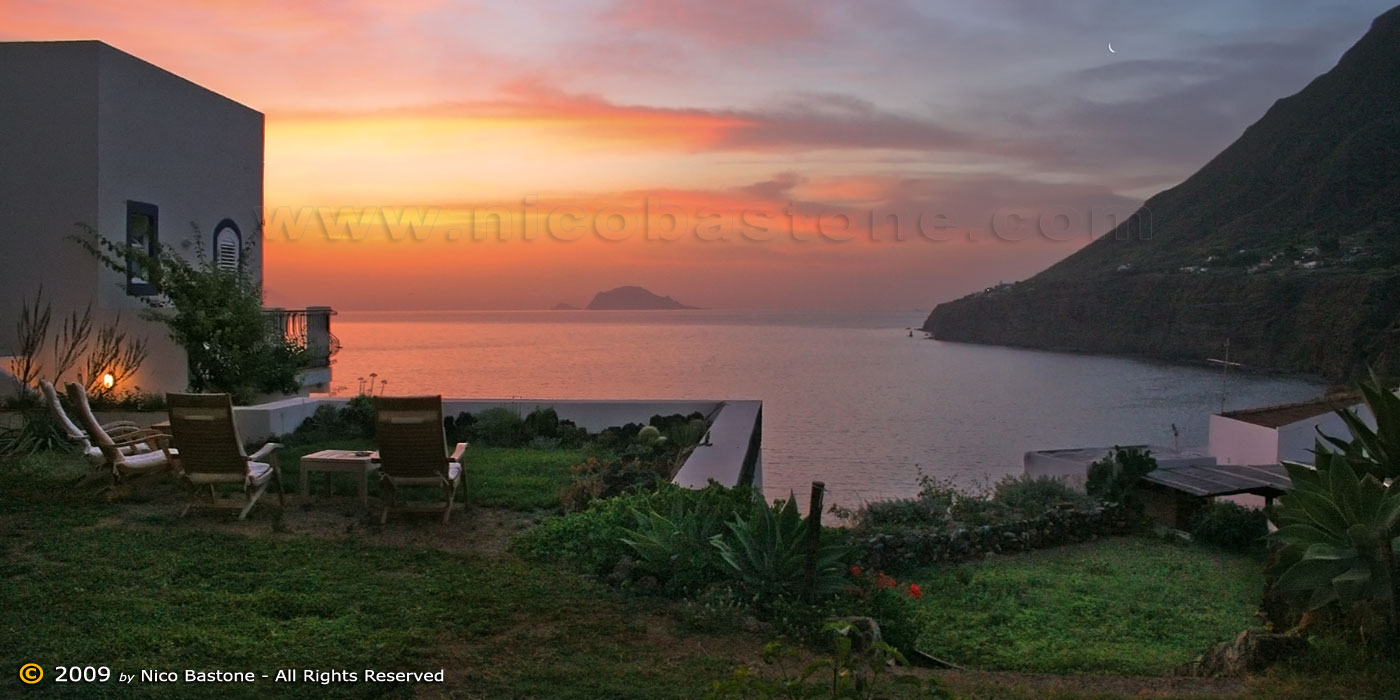 Malfa, Salina, Isole Eolie "Alba su Punta Scario" - "Dawn in Punta Scario" 1400x700