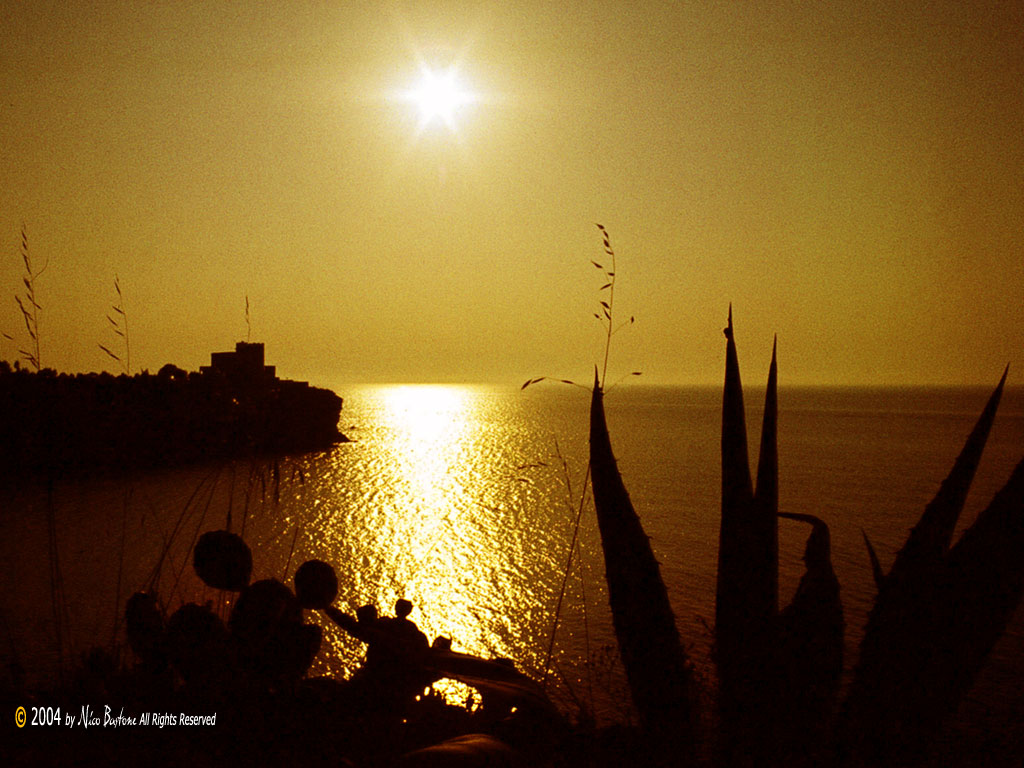 Terrasini, Palermo - "Sunset" - Wallpapers Sfondi per Desktop - Copyright by Nico Bastone - All Rights Reserved