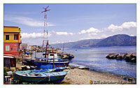 Stretto di Messina: il traliccio d'acciaio di Torrefaro - Strait of Messina: the steel pylon of Torrefaro