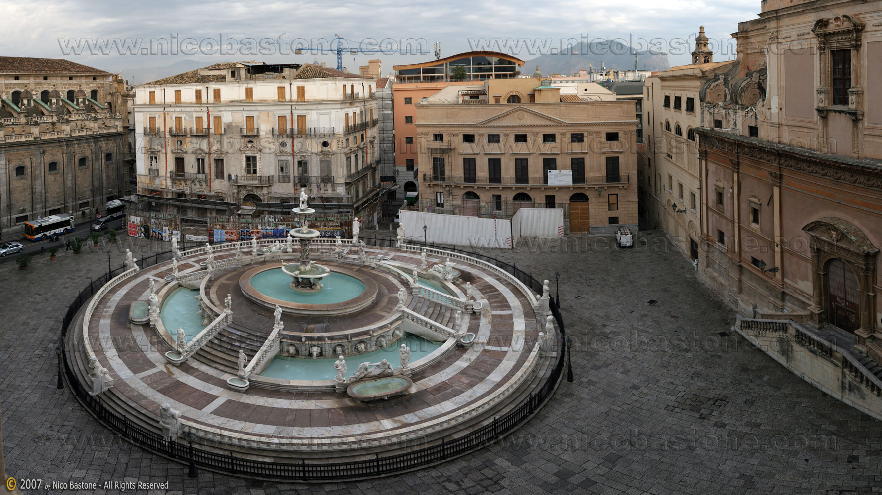 Panoramic Photography - Foto Panoramiche - Piazza Pretoria - PALERMO - Panorama - A large view - 1782x1000